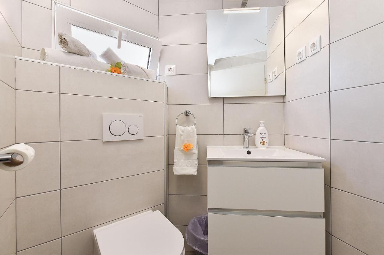 Double Room With Pool 2261 เมดูลิน ภายนอก รูปภาพ